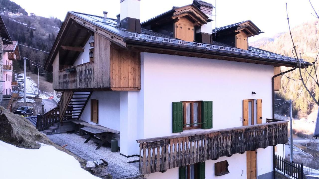 Апартаменты Casa Rossi Le Grazie  Экстерьер фото